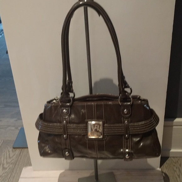 🌺🌸 Beautiful shoulder bag by Victoria Roberts🌺 - Picture 2 of 8